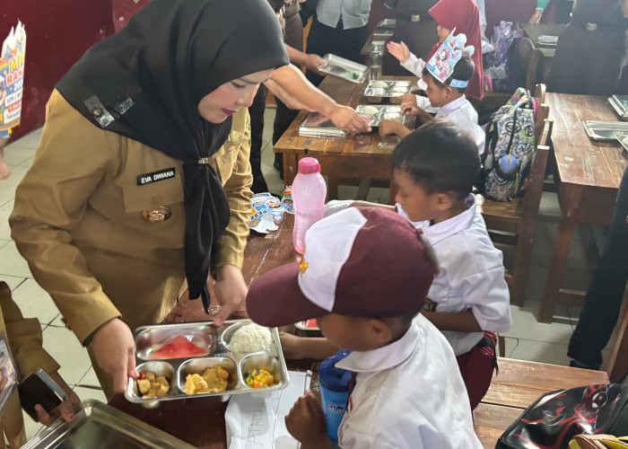 Walikota Eva dan Kajati Lampung Sidak MBG di Bandar Lampung, Pastikan Makanan Layak Dikonsumsi