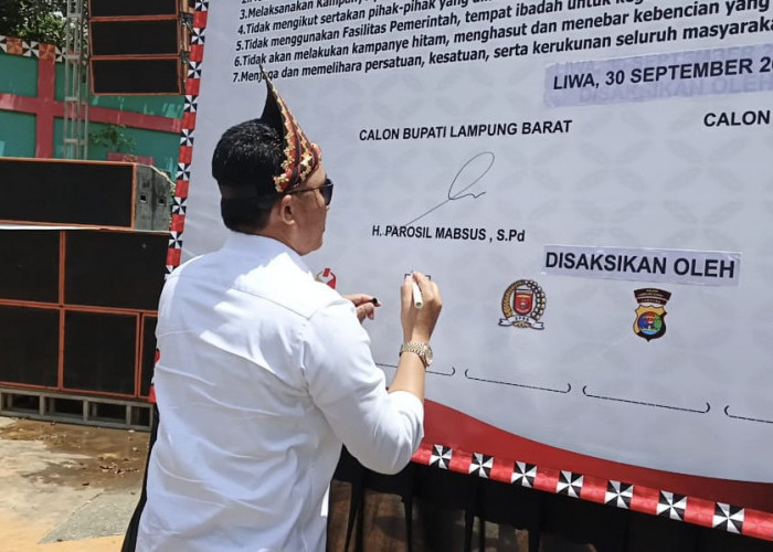 Paslon Parosil-Mad Hasnurin Tanda Tangani Deklarasi Pilkada Damai, Ketua Bawaslu Lambar Pinta Taat Aturan