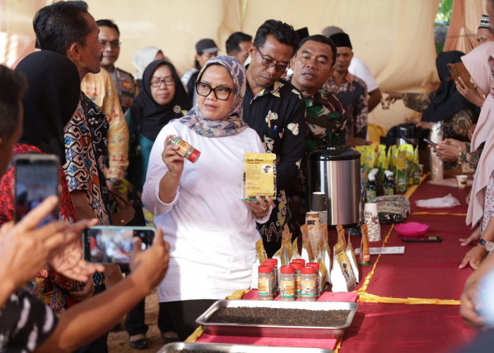 Bupati Ela Buka Festival Lada, Sukadana Baru Jadi Ikon Pertanian Ekspor
