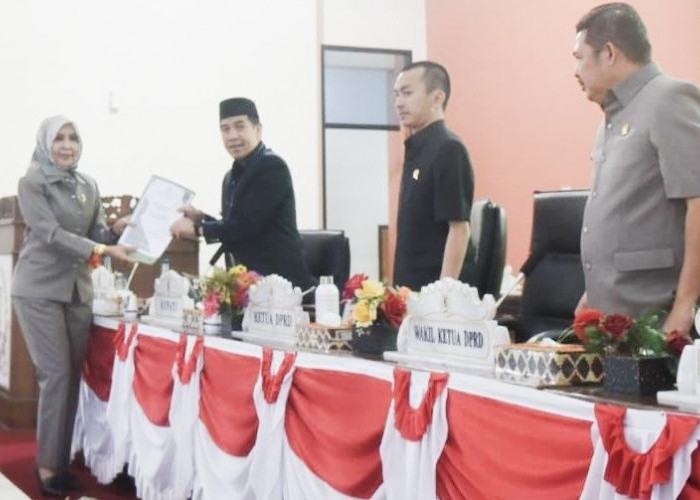 DPRD Pesawaran Gelar Paripurna Penetapan Propemperda