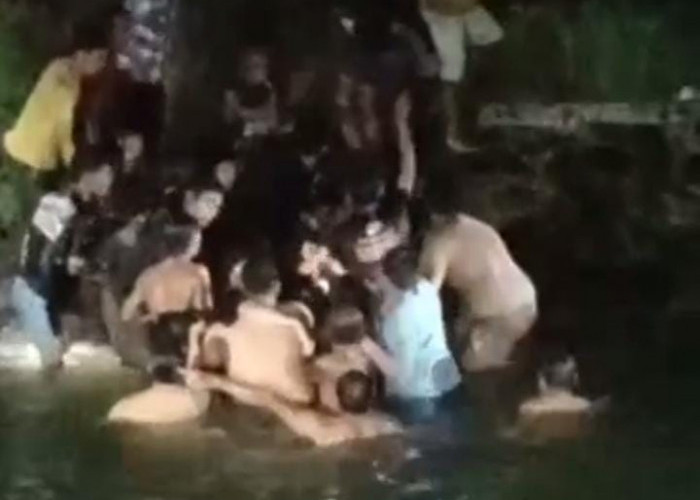 Tiga Pemuda Hanyut di Irigasi Dam 27 Sumbersari Kota Metro, Satu Meninggal