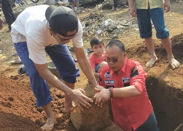 Polri Peduli: AIPTU Turono Bantu Warga yang Berduka dengan Menggali Kubur