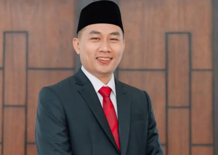 Ketua DPRD Tanggamus Minta Usut Tuntas Dugaan Pemotongan Gaji Guru PPPK