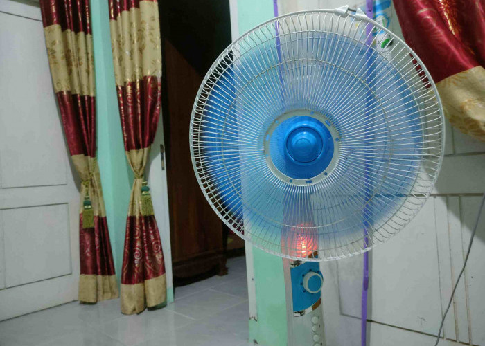 Wajib Tahu, ini Cara Membersihkan Kipas Angin Tanpa Harus Membongkar Total 