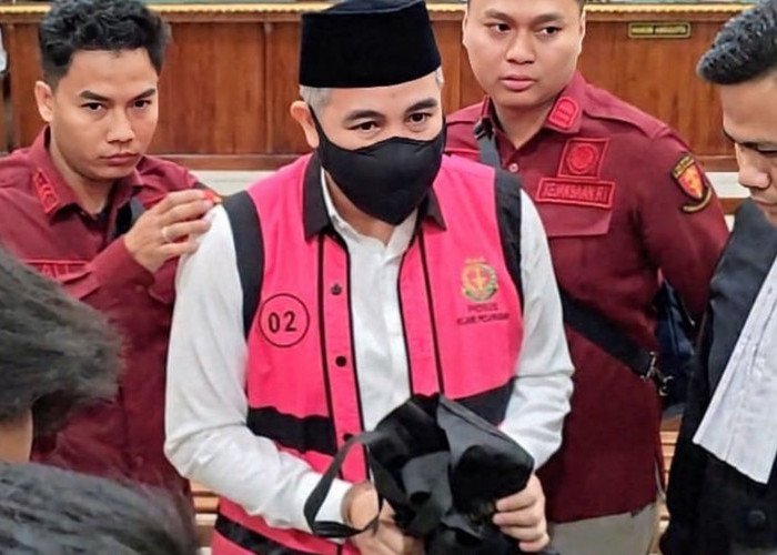 Eks Bupati Pesawaran Dendi Ramadhona Divonis 8 Tahun Penjara Kasus Korupsi SPAM