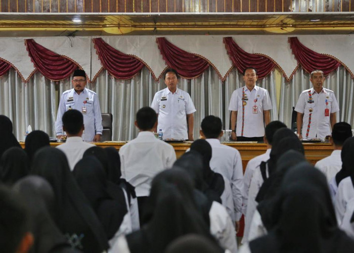 55 PPPK Pendidikan Lampung Barat Resmi Dilantik