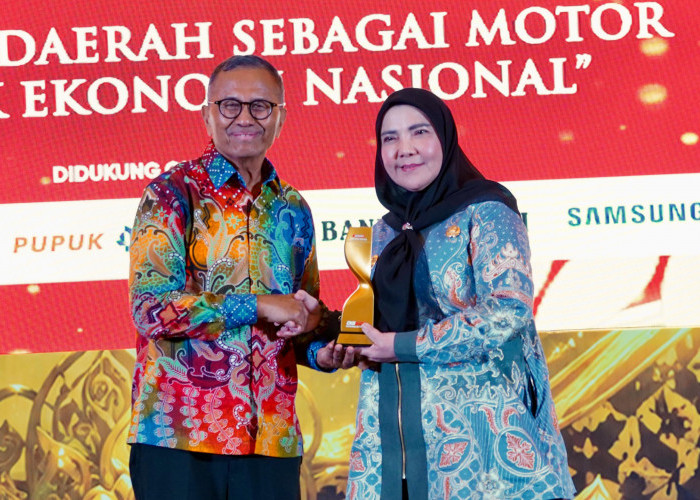 Wali Kota Bandar Lampung Raih Penghargaan Disway Top Regional Leader Awards 2026