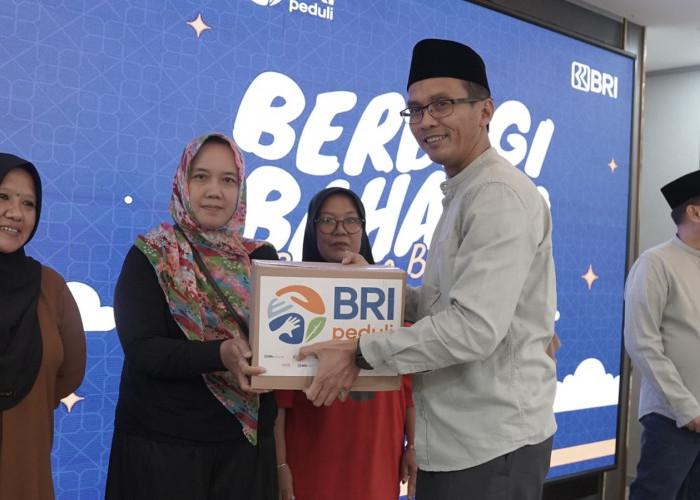 Program Berbagi Bahagia Bersama BRI Group, RO Bandar Lampung Salurkan 1.680 Paket Sembako ke Warga Sekitar