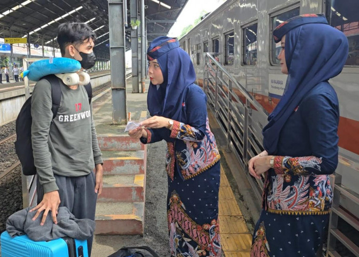 KAI Imbau Masyarakat Beli Tiket Hanya di Kanal Resmi