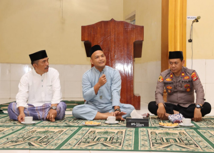 Subuh Keliling, Kapolres Pringsewu Gaungkan Semangat Polisi Bersama Masyarakat