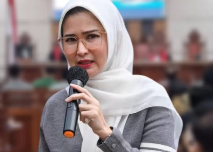 Mangkir , Hakim Kembali Panggil Nanda Indira dalam Perkara Dugaan Korupsi Dendi Ramadhona