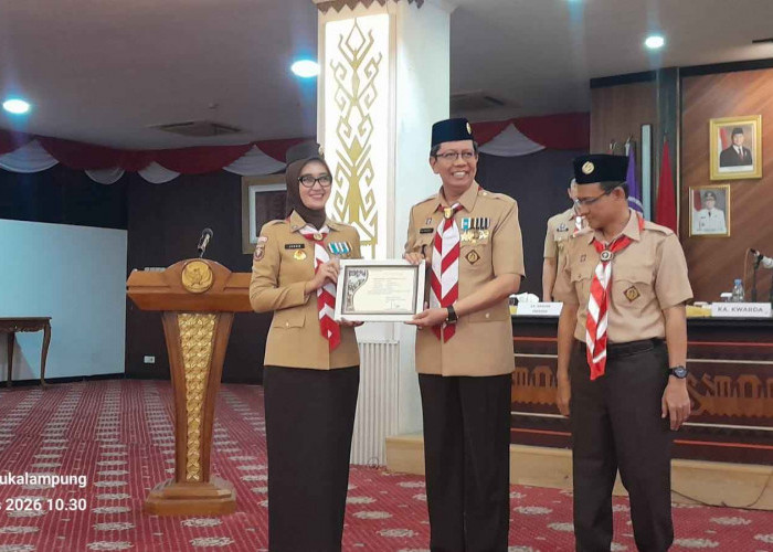 Ketua Kwarda Lampung Lantik Rektor UIN Raden Intan sebagai Kamabigus