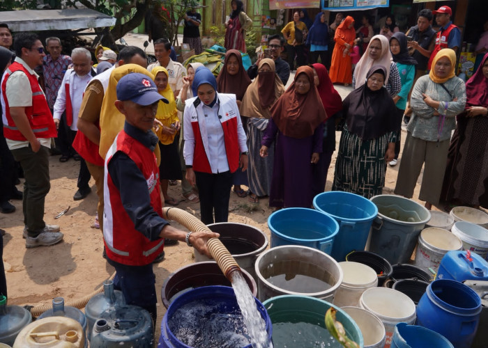 Batin Wulan: PMI Hadir di Tengah Warga Terdampak Krisis Air