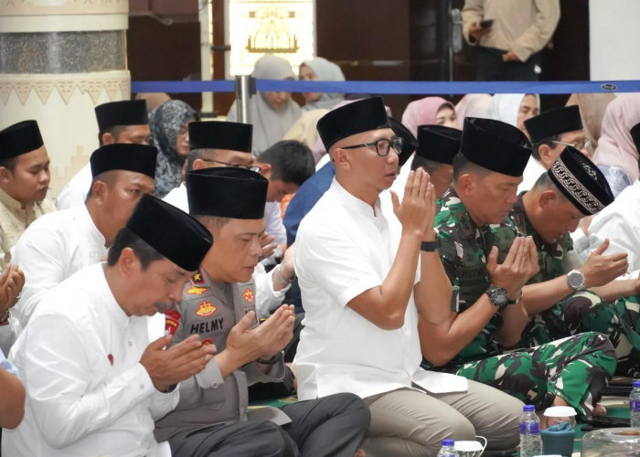 Jelang Aksi Demonstrasi, Pemprov Lampung dan FKUB Gelar Doa Bersama dan Istigosah di Gedung DPRD