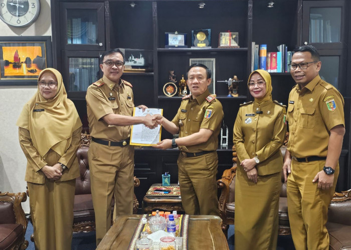 Menang Praperadilan dan Status Tersangka Gugur, Agus Nompitu Kembali Jabat Kadisnaker Lampung