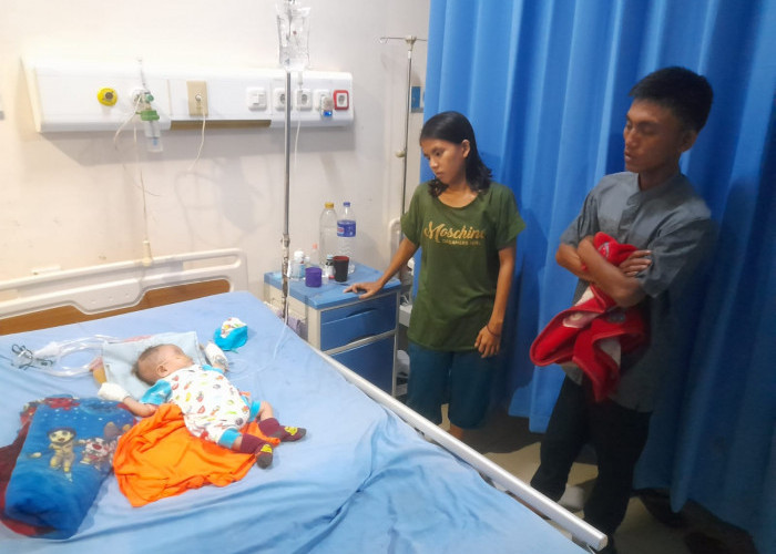 Bayi Penderita Jantung Bocor dan Pneumonia di Kotabumi Butuh Bantuan Dermawan