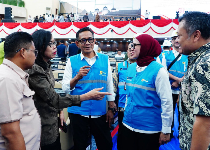 Dirut PLN Kawal Langsung Kelistrikan Nasional Jelang HUT ke-81 Kemerdekaan RI dari Posko NTT