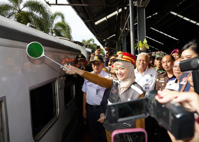 Pemprov Lampung Lepas 1.616 Peserta Mudik Gratis dengan Kereta Api