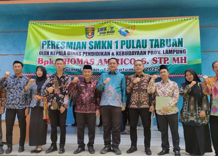 Kunker ke SMKN 1 Pulau Tabuan, Kadisdikbud Lampung, Thomas Janji Akan Upayakan Bantuan