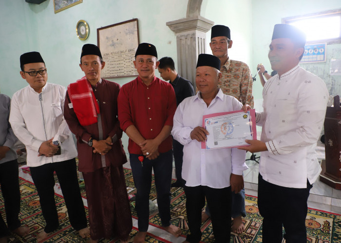 Hamdalah, 65 KK Sukamakmur Kini Bisa Nikmati Jaringan Listrik