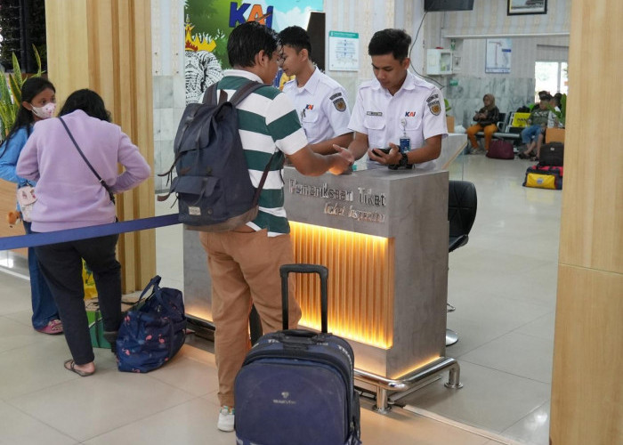 Puluhan Penumpang Tertinggal Selama Nataru, KAI Divre IV Tanjungkarang Imbau Datang Lebih Awal