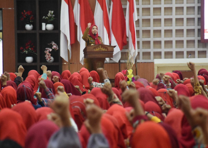 Walikota Eva Ajak Kader TPK untuk Kampanyekan Hidup Sehat 