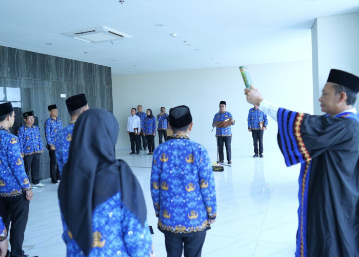 Lantik 14 Pejabat Fungsional, Karo AUPKK Dorong Hasilkan Kinerja Berkualitas