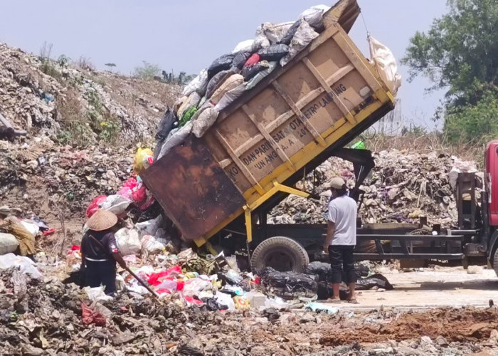 Hari Ini Pemkot Metro Trobos Penghadangan, Ketua Aliansi: Tak Ada Alasan Hadang Truk Sampah