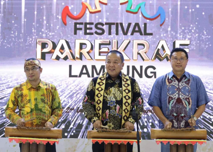 Gubernur Arinal Buka Gelaran Lampung Fashion Show Pada Festival Parekraf Lampung 2024