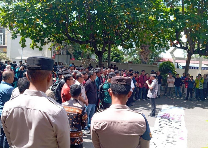 Aksi Damai IMM di DPRD Kota Metro Gaungkan 5 Tuntutan