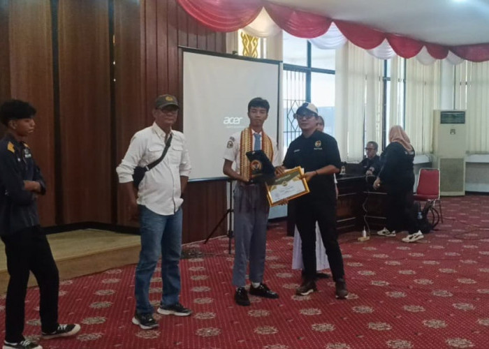Fatan Pelajar SMK Muhammadiyah Kotaagung Sabet Juara I Lomba Video Pendek Gebyar IJP Lampung