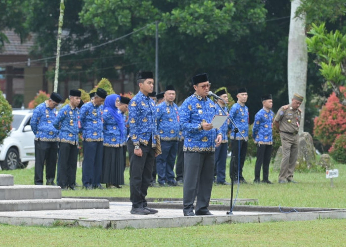 Jelang Purna Tugas, Pj Bupati Nukman Pamitan ke Pegawai Pemkab Lambar