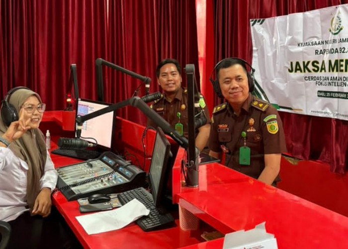 Kejari Lampung Tengah Edukasi Warga Soal Bahaya Judi Online dan Penipuan APK