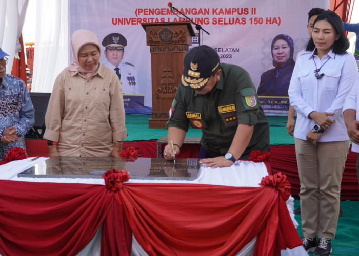 Gubernur Lampung Serahkan Hibah Aset Lahan Pemprov Lampung Untuk Pembangunan Kampus 2 UNILA