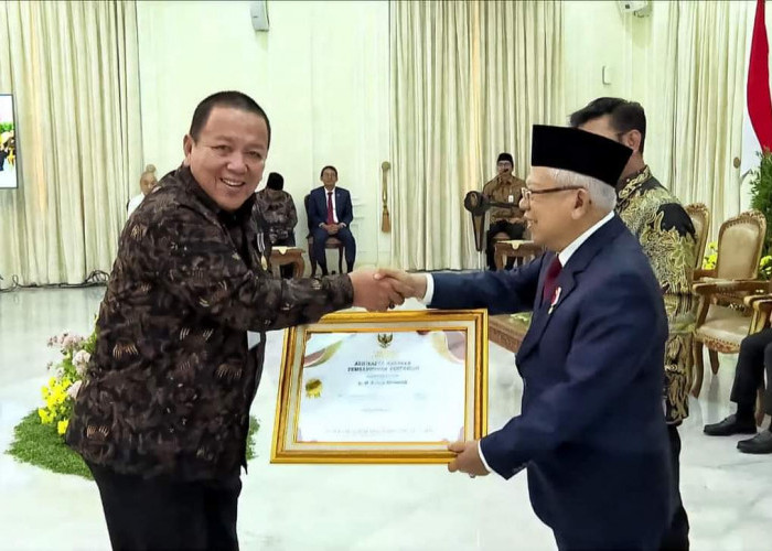 Gubernur Arinal Djunaidi Raih Penghargaan Adhikarya Nararya Pembangunan Pertanian