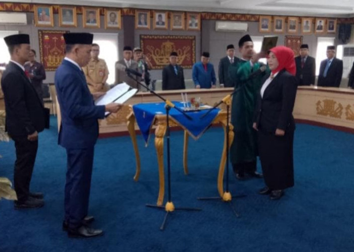 Dina Prawitarini Jahat Pj Sekda Lampura