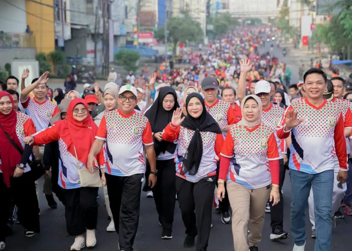 Puluhan Ribu Warga Ramaikan Jalan Sehat HUT Ke-342 Bandar Lampung