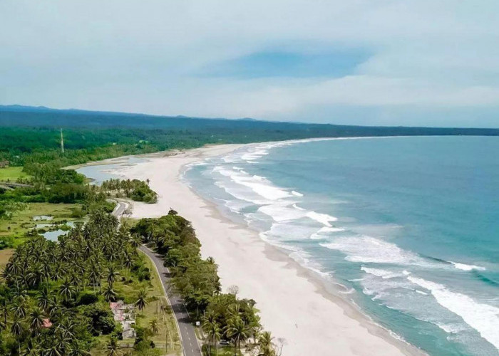 Pantai Mandiri, Pesisir Barat Surga nya Peselancar