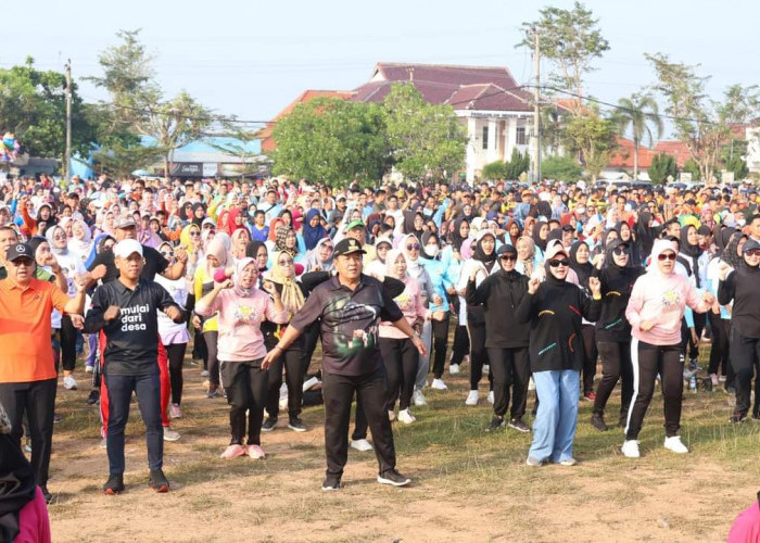 Gubernur Lampung Senam Bersama Ribuan Masyarakat Tulangbawang