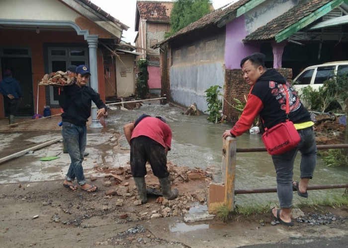 Pemkot Bandar Lampung Perbaiki Talud Jebol dan Tembok Warga di Tanjung Senang