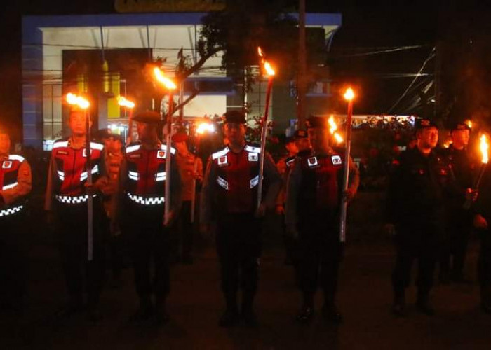 Upacara Taptu dan Pawai Obor Meriahkan Peringatan Detik-Detik Kemerdekaan di Lampung Utara