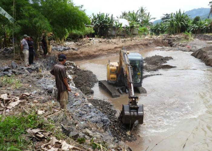 Pemkot Bandar Lampung Normalisasi Sungai di 31 Titik Sepanjang Tahun 2025