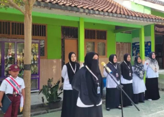 Siswa MIN 2 Way Kanan Diingatkan Bijak Gunakan Gadget dan Bijak Bermain Medsos
