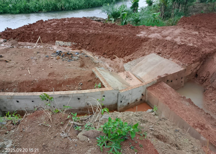 Proyek Irigasi Way Bumi Agung Rp12 Miliar Diduga Gunakan Material Bekas