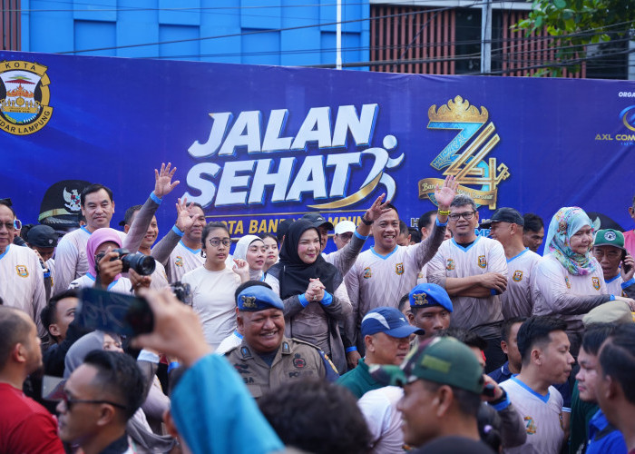 Puluhan Ribu Warga ikuti Lomba Jalan Sehat HUT ke-344 Bandar Lampung