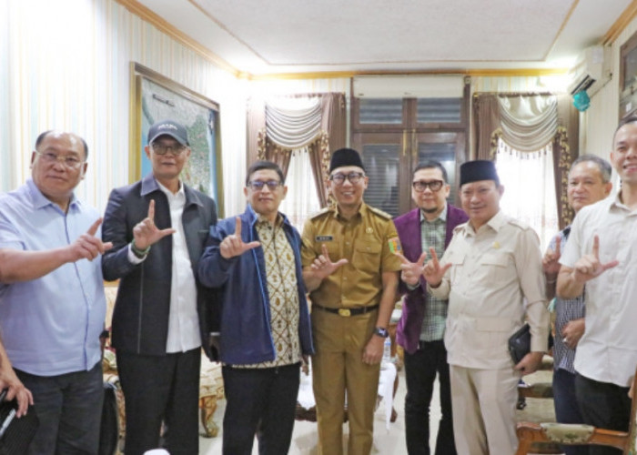 Ketua Baleg DPR RI,  Bob Hasan Bahas Harga Singkong di Lampung
