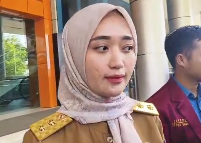 Jalan Pattimura Metro Utara Tak Kunjung Diperbaiki, Wagub Jihan Enggan Berkomentar