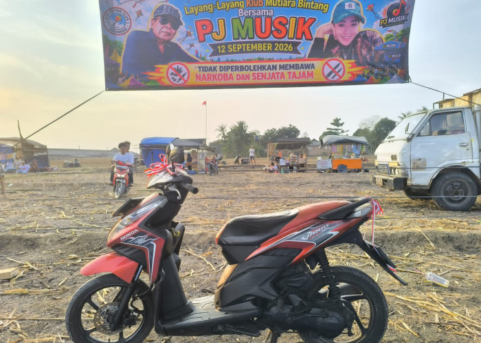 PJ Musik Gelar Lomba Layang-Layang dan Santuni Anak Yatim di Giriklopomulyo