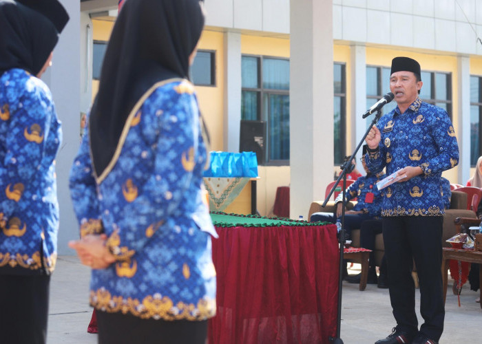 Lantik 14 Kapus dan Kasubag TU, Parosil Mabsus Tegaskan Pelayanan Harus Siap 24 Jam