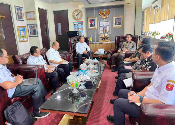 Dirjen Bina Keuangan Daerah Dorong Pemkab Lambar Sederhanakan Regulasi dan Tingkatkan Promosi Daerah